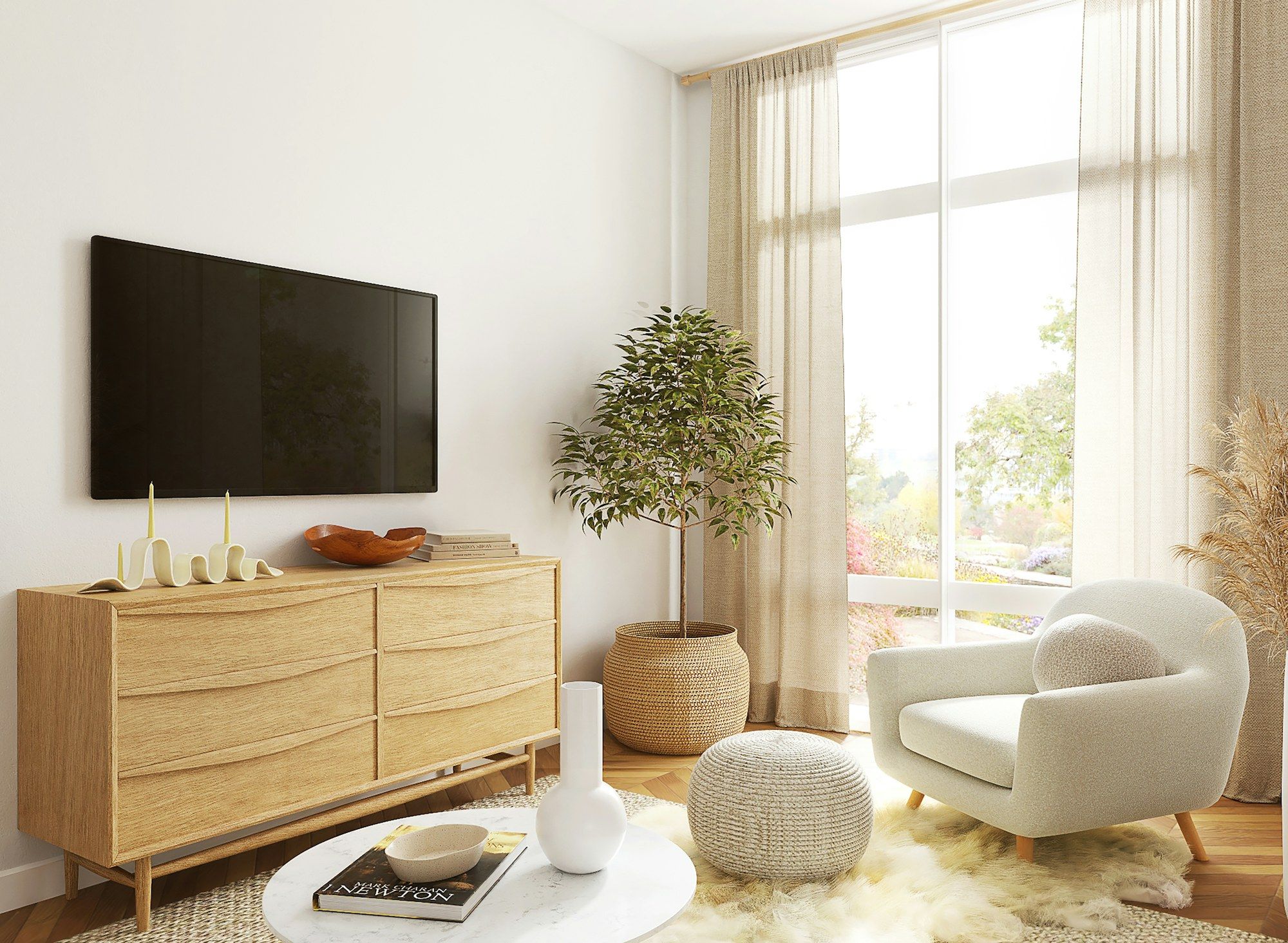 Lichte woonkamer met een tv aan de muur boven een houten kast